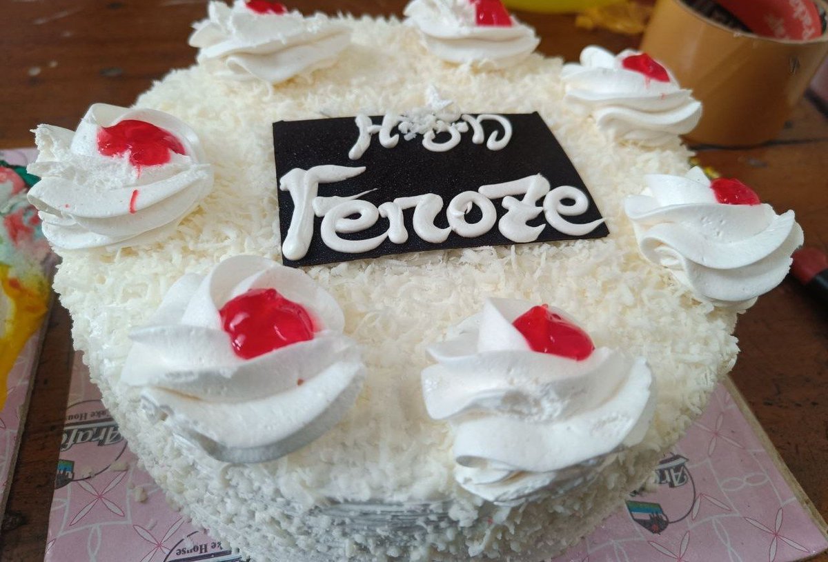 ridisheikh11's tweet photo. Happy birthday Feroze 🫶🏻

#HBDFerozeKhan #FerozeKhan https://t.co/xZJm5CEjUp