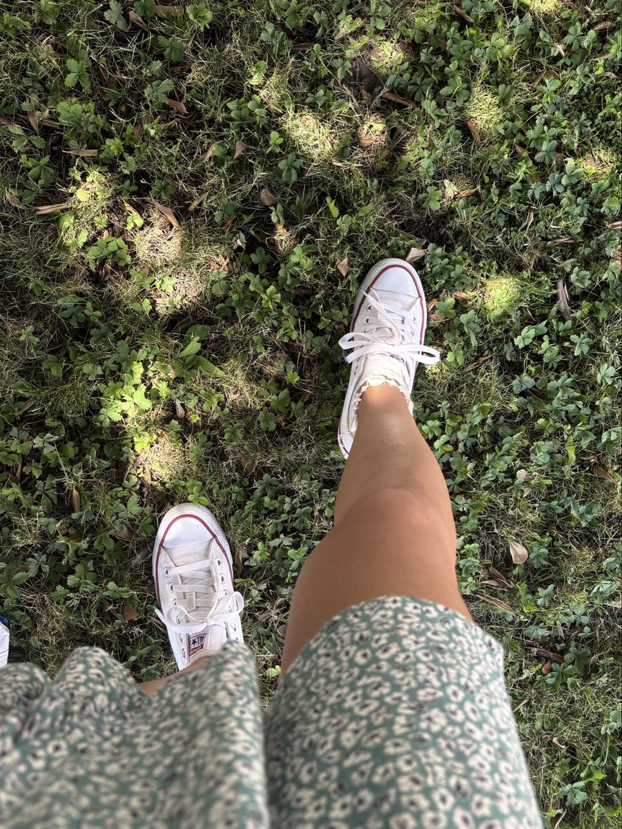 AlejandraBlue_'s tweet photo. Converse https://t.co/ol5bqjrMcT