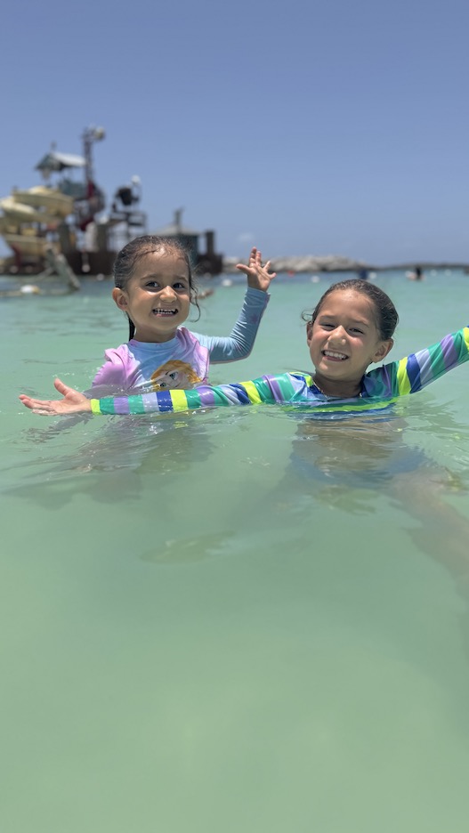 KenGortowski's tweet photo. I'm told my granddaughters are having a blast. And why wouldn't they. https://t.co/UUPtsWuasz
