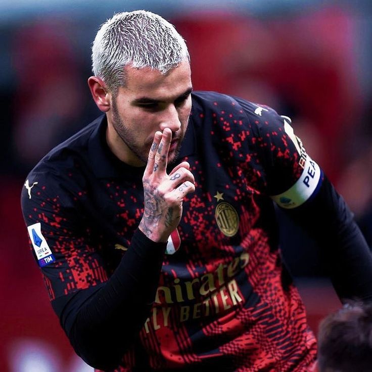 Ronieutd's tweet photo. En excluant Theo Hernandez et Mike Maignan...

Nommez un joueur FRANÇAIS ayant joué pour l'AC MILAN.

Niveau : DIFFICILE https://t.co/qIROaN4V0r