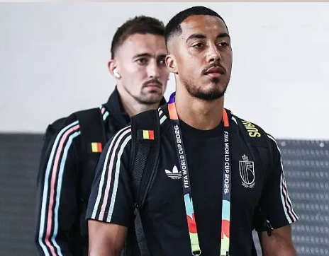 GoalsXtra's tweet photo. 🚨𝗕𝗥𝗘𝗔𝗞𝗜𝗡𝗚: Following Tielemans’ injury, Hans Vanaken will be in the starting line-up https://t.co/xgqB13QJeA