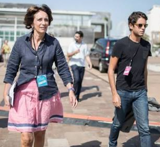 PatouMail's tweet photo. @priscathevenot @GabrielAttal L’ #IA
du
#bouffon #ENmarche @GabrielAttal
est
l’exemple parfait de l'#arriviste !
😈
Tomber le #masque ! https://t.co/MR0eAVgxUc