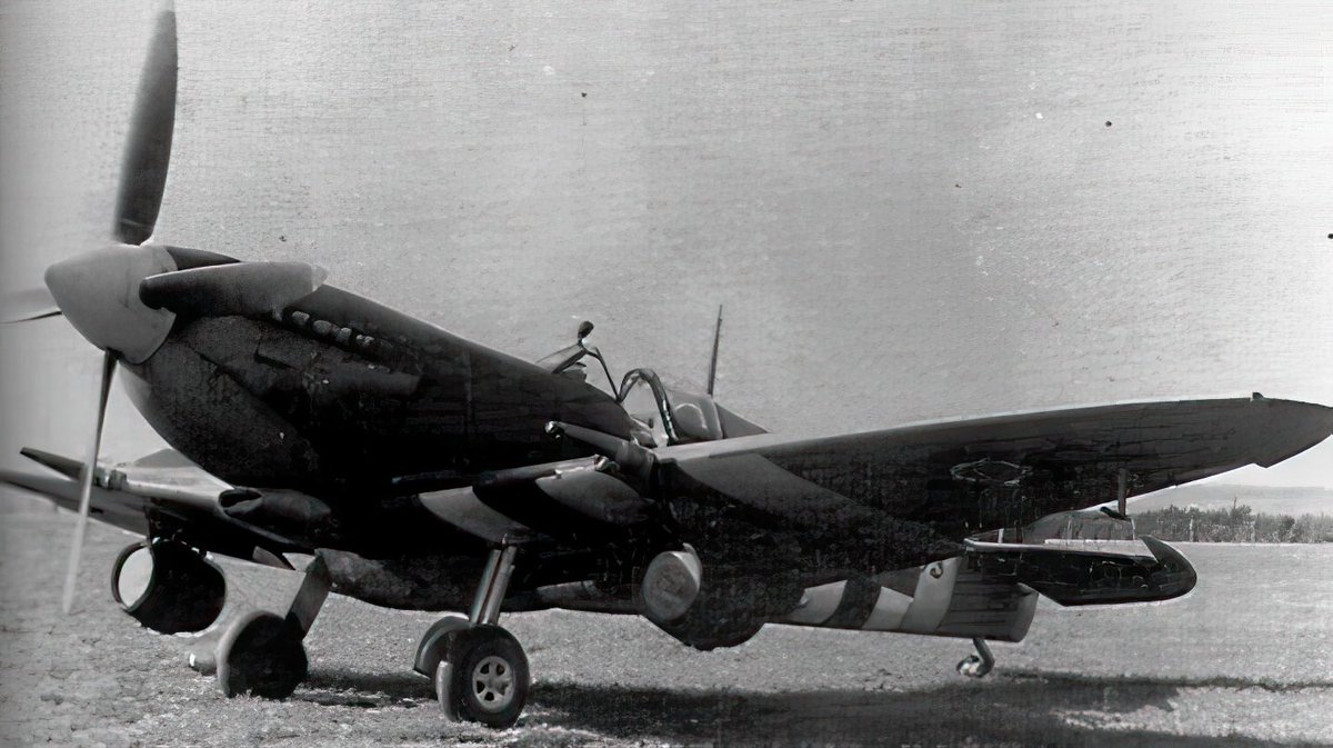 FFG16_CSP's tweet photo. @RealAirPower1 Those are beer barrels for the troops in Normandy under the wings.  The Spitfire Beer Bomber variant. https://t.co/TRJt8nNCd1