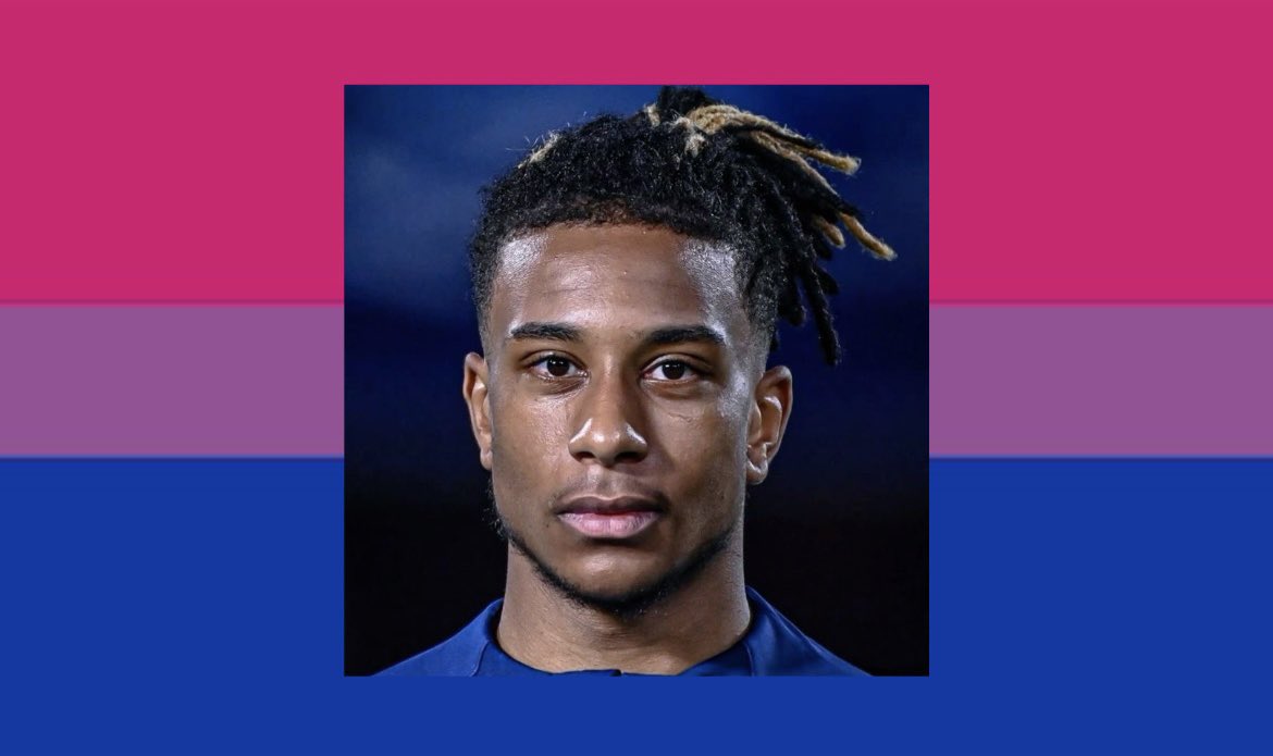 michaelolisepop's tweet photo. 🫂Bom então vamos lá: Thread do Michael Olise sendo agarrado ou agarrando homens mundo, seleção e times a fora. Linguagem do amor: toque físico. https://t.co/hS5yLaEQIl
