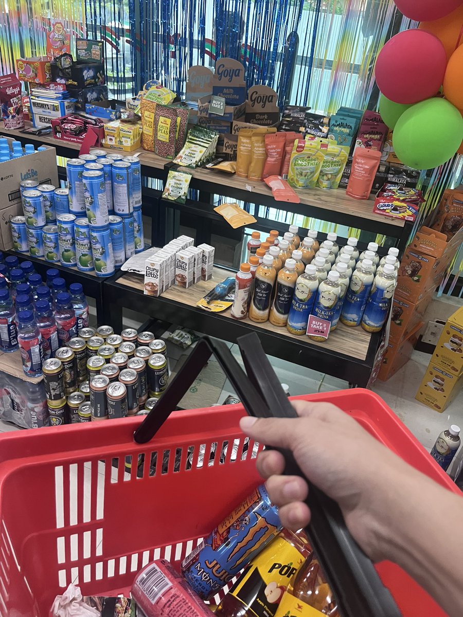 TheExplorer_88's tweet photo. 7-11 Day!!!

Tapos ang bungad sayo ng 7-11 crew sa gilid,

Crew: Nakikita kita sa G App

Me: Ah talaga 

🤭🤦‍♂️ https://t.co/fqNOuxItXJ