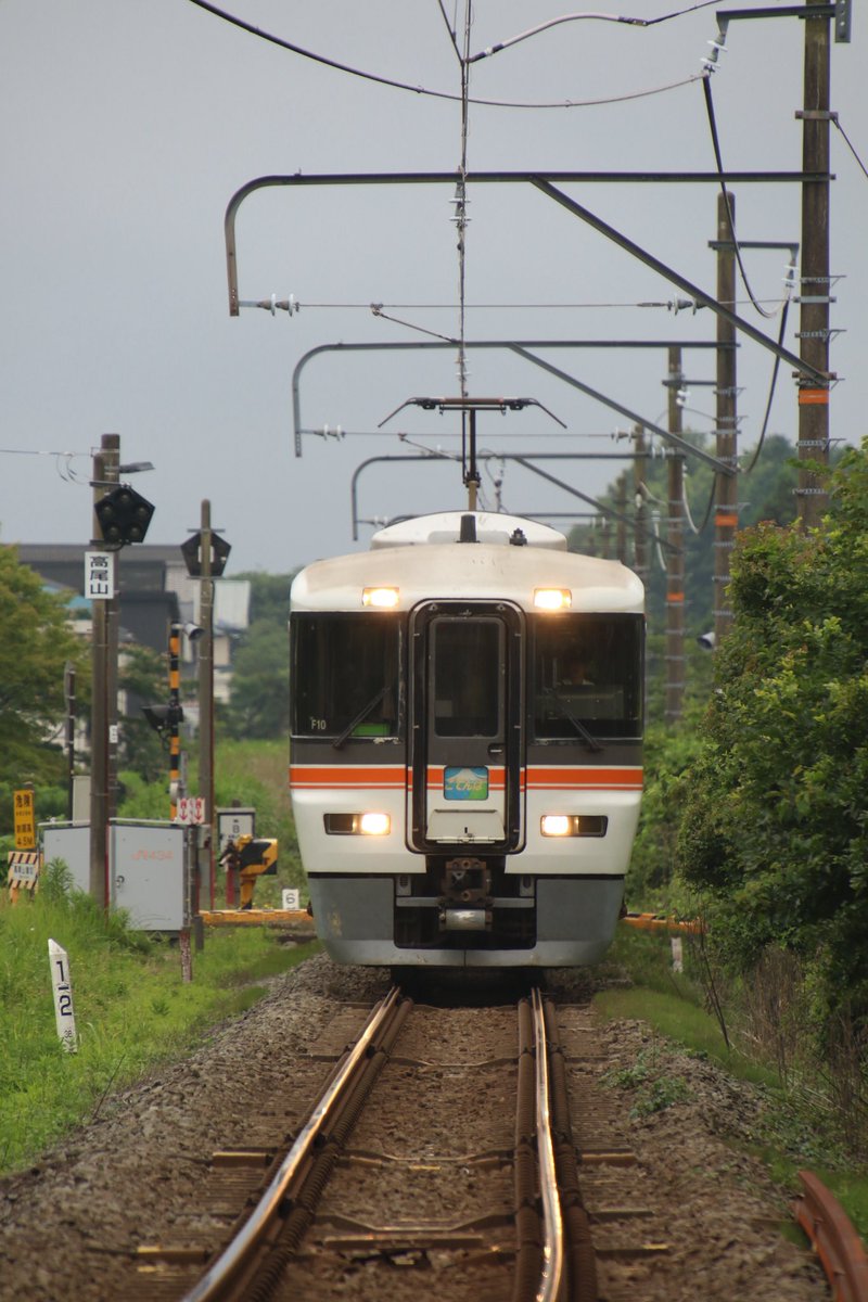 thunderbird2275's tweet photo. 2026年7月11日
特急ごてんば号を撮影しました！
撮影地
富士岡〜南御殿場間
払堰踏切 https://t.co/fTy0x90BgD