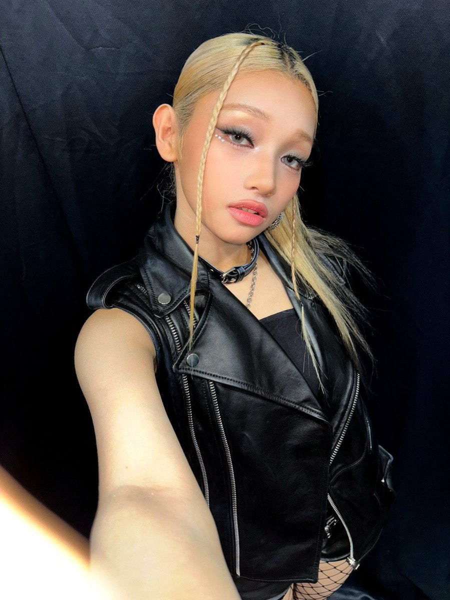 RV_UNIS_Ria's tweet photo. [🗳️] Our #Gehlee of UNIS (@UNIS_offcl)  is currently ranked #8 in the July Fan Challenge: Rookie Girl voting in Fandora (@Fandora_ofcl)

🏆 Current Rank: #8:  #GEHLEE (#젤리당카)

 if you have some free time, let's cheer for Gehlee together! 🫶

🗓️ Voting Period:
Every day from 12:00 AM – 11:00 PM (KST)

🎁 1st Place Reward:
Apgujeong Station Max Vision advertisement for 7 days.

🔗 Vote here:
https://t.co/efsdU4kFVS

Let's keep supporting Gehlee! 🌸