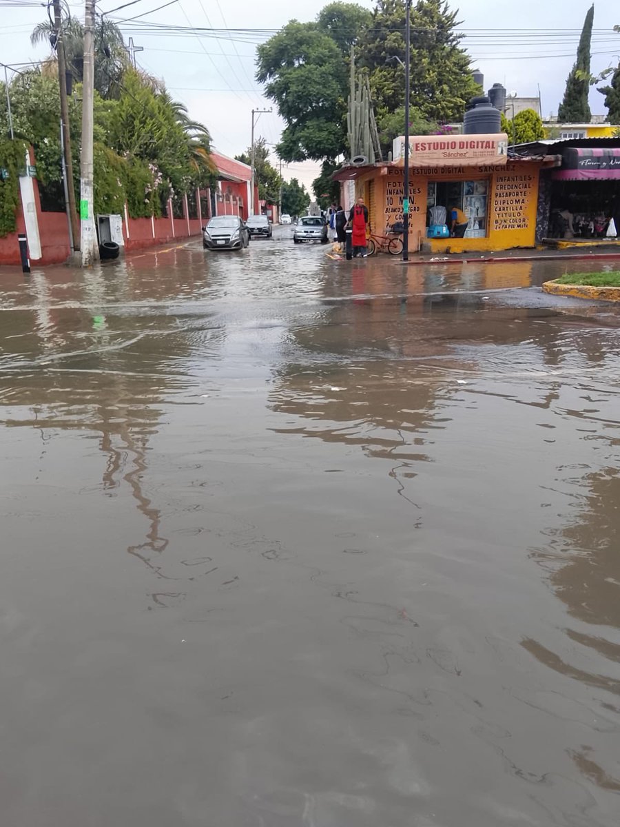 AngelicaCNo's tweet photo. #EdoMexSinSolución exigimos  audiencia con la gobernadora Delfina Gomez para que le de solución a las demandas de miles de mexiquences https://t.co/InGC0GKJed