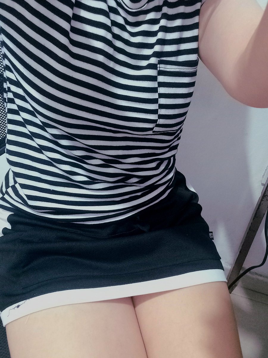 succuxmomo's tweet photo. Friyay Night-to~~ ! ! ◝(ᵔᗜᵔ)◜

hora de no hacer nada -w- 

#cute #萌え #かわいい #自撮り #friday #chill https://t.co/EB7KlTMsAJ