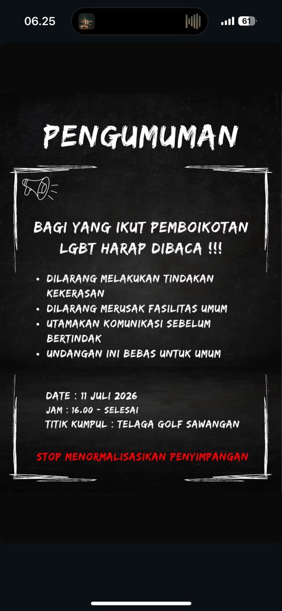poopepie2's tweet photo. PSA for my LGBTQ+ moots and friends, just got info from @NHalijam39448

Please be careful, stay inside as much as possible. Please don’t be a provocateur as they’re just a pack of hyenas.

“Dilarang melakukan tindakan kekerasan” and “kamu lo gua sikat-sikatin”. They’re that dumb. https://t.co/DVcmIFVpC4