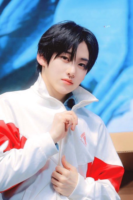 aiyaspringblue's tweet photo. 24/7 I just think about him https://t.co/CNUHxc2Bhg