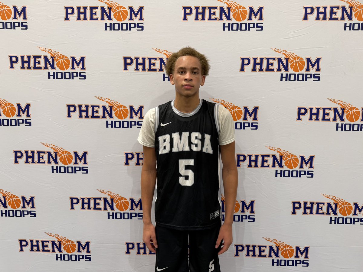 PhenomExposure's tweet photo. Micheal McLean 6’2” 2028 (BMSA Raiders) showing his versatility on the offensive end. A combo guard that is especially skilled as an on ball creator. Can score from all three levels in a variety of ways. Strong frame that supplements his game on both ends #PhenomHoopsLIVE https://t.co/66JOSmYydQ