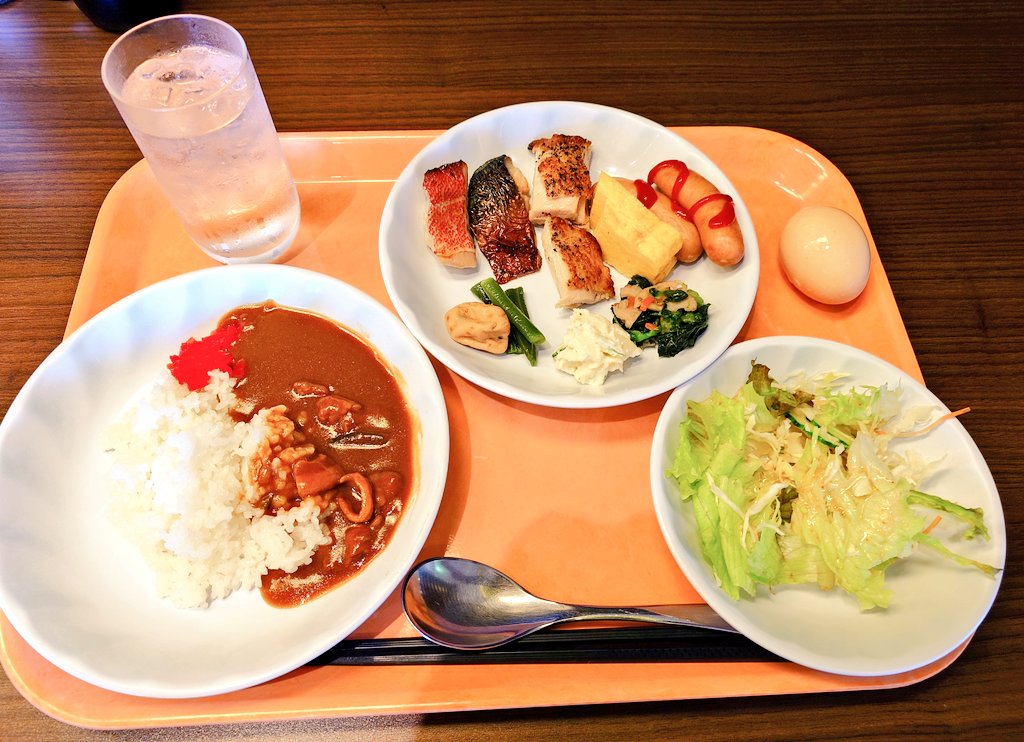 kamio_4's tweet photo. ホテルの朝ご飯！ https://t.co/5QeNhKPmfb