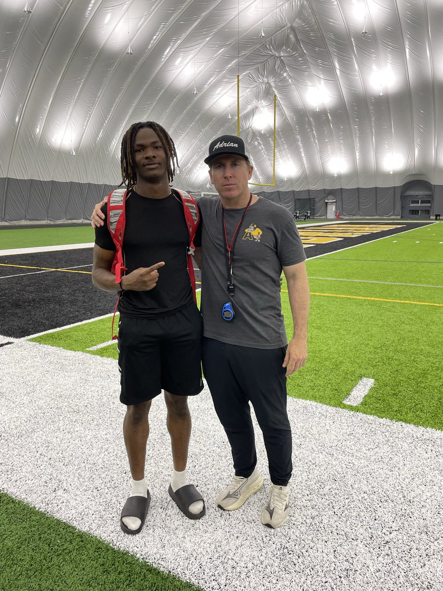 aicapone89's tweet photo. After a great camp and conversation with @Coachprince21 and @Coach_Shiels I am blessed to receive my very first offer from @AdrianCollegeFB https://t.co/231QSGVX2s