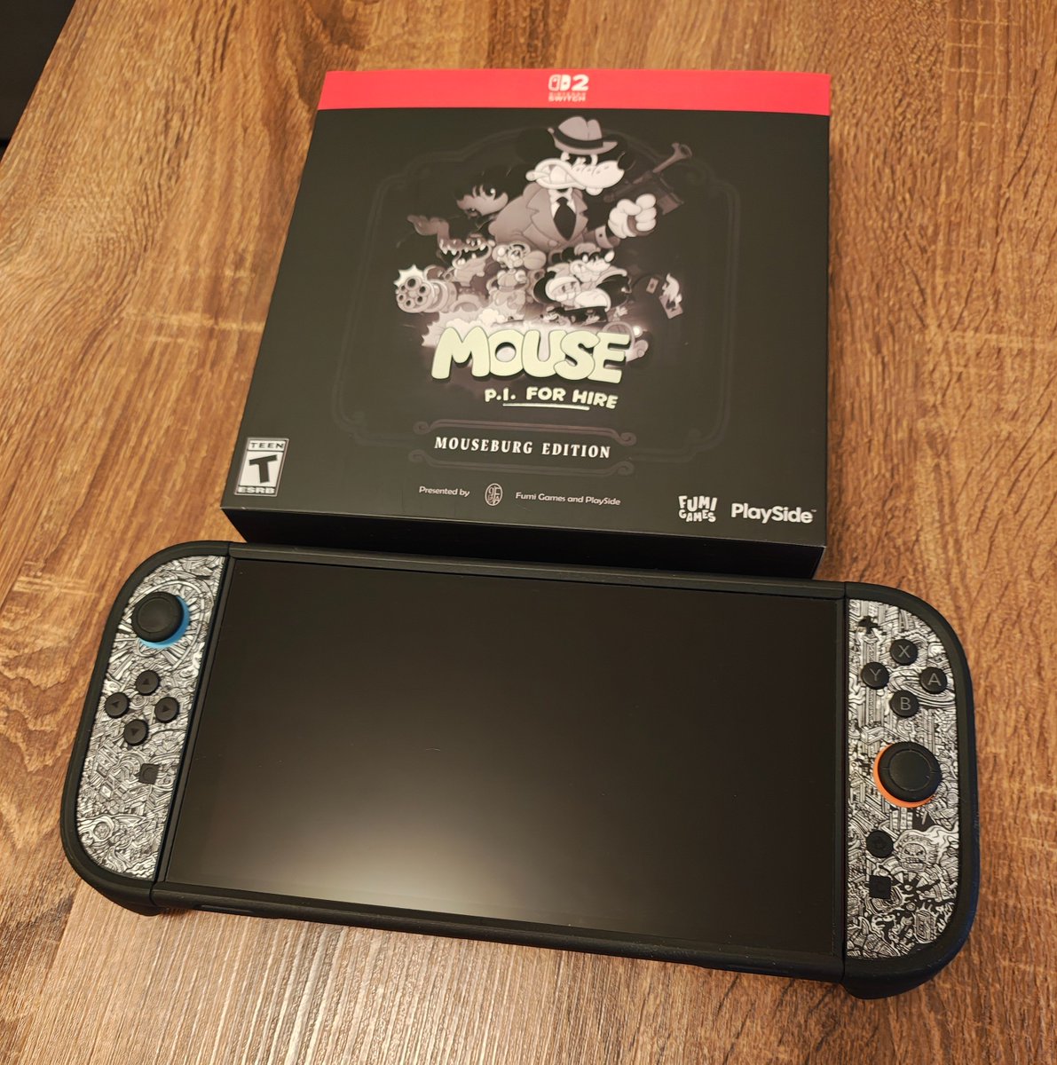 DeerKnightRises's tweet photo. Look at what was waiting for me when I got home. Can't wait to play! @mousethegame https://t.co/HzJmMKKiS0