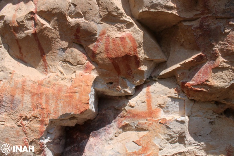 INAHmx's tweet photo. #ÚLTIMAHORA 🚨 Descubren ocho sitios más de pintura rupestre en la sierra de Valdecañas, en Fresnillo, Zacatecas

⚠️ Podrían tener antigüedad de entre 600 a 1,200 años

Entérate de los detalles en: https://t.co/9Kn5ENKsHA

📸Carlos Torreblanca, INAH. https://t.co/8aoAfM8RW6