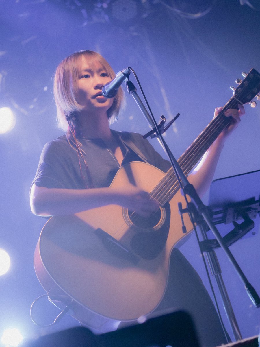 atalasiinami's tweet photo. 20260710 前橋DYVER
"ピウムジカ5th Anniversary tour
Take FIVE"
風燕マリちゃんをDYVERで見るのは久しぶり💫
地道なライブ活動の成果か、フロアに出て話をするお客さんも増えました♩
次の目標も定まって、意気揚々♨️
先日の新曲もいい感じに仕上がってきて、Dullも戰-せん-も聞けてよかったです⭐︎ https://t.co/RSlJJyq7Y1