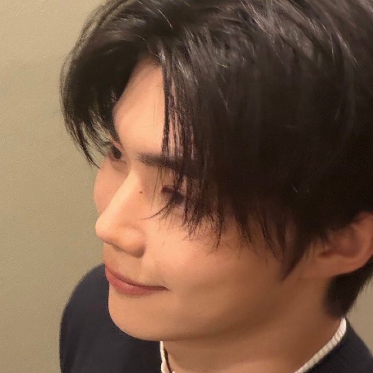 girIwook's tweet photo. https://t.co/AqPvu1KbQN