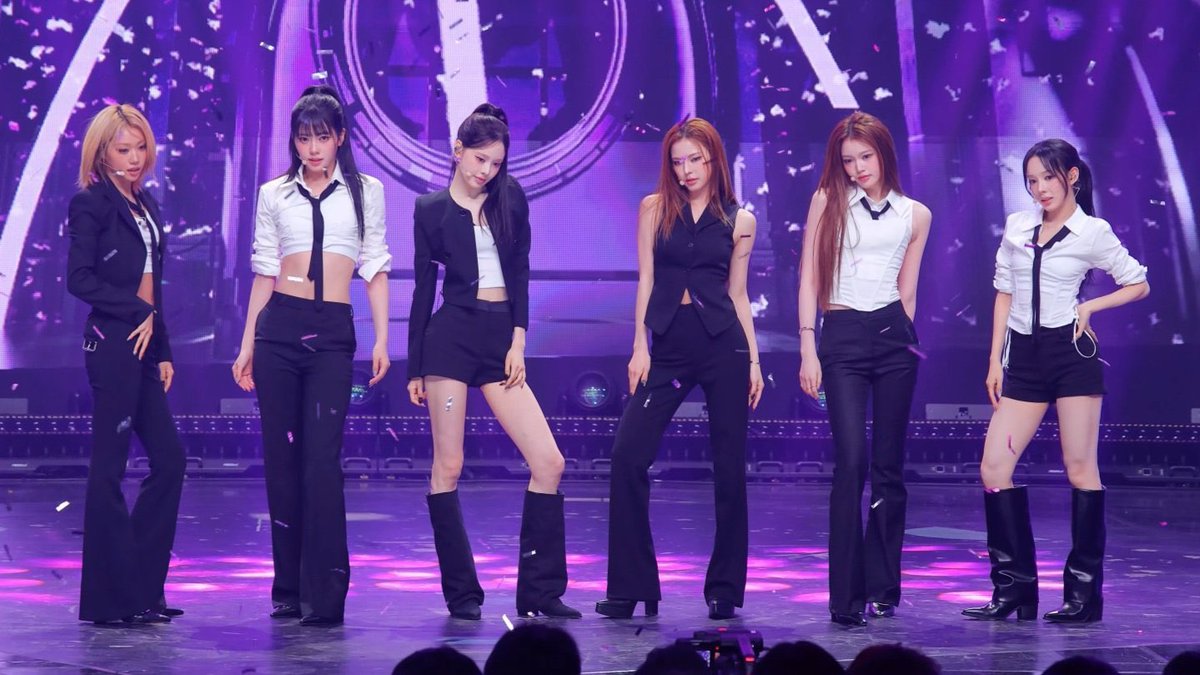 sayizna's tweet photo. 5th gen ggs-who u listen to?  

💘ult
🤍stan
✅regularly
☑️casually
❌never

💘izna
❌BDC
☑️Babymonster
💘h2h
❌❌kiss of life
🤍illit
☑️tripleS
❌girlset
🤍keyveatz
☑️meovv 
☑️rescene
❌odd youth
❌badvillain
🤍kiiikiii
❌awu
❌ifeye
❌️primrose
❌hitgs 
❌atheart https://t.co/v5E6GcSxwe