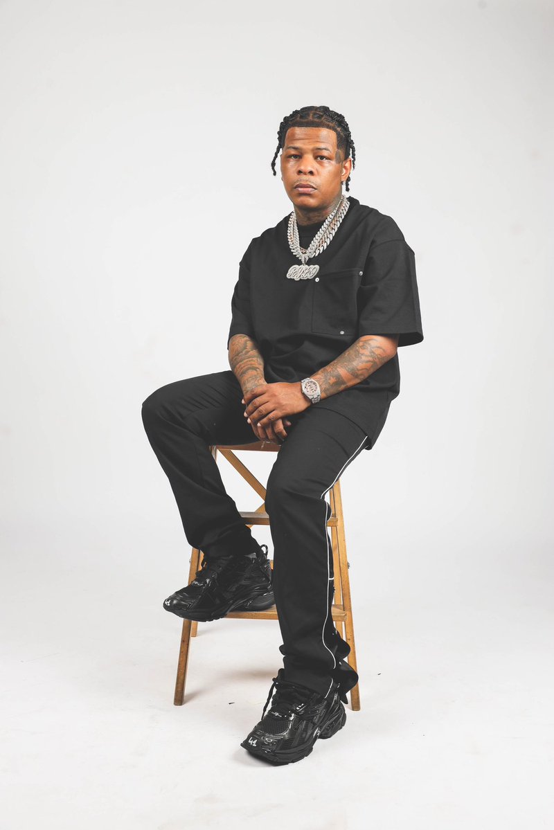 wavecheckers's tweet photo. Which one of these rappers has the most bars? 👀🗣️ https://t.co/lz10MwUSu3