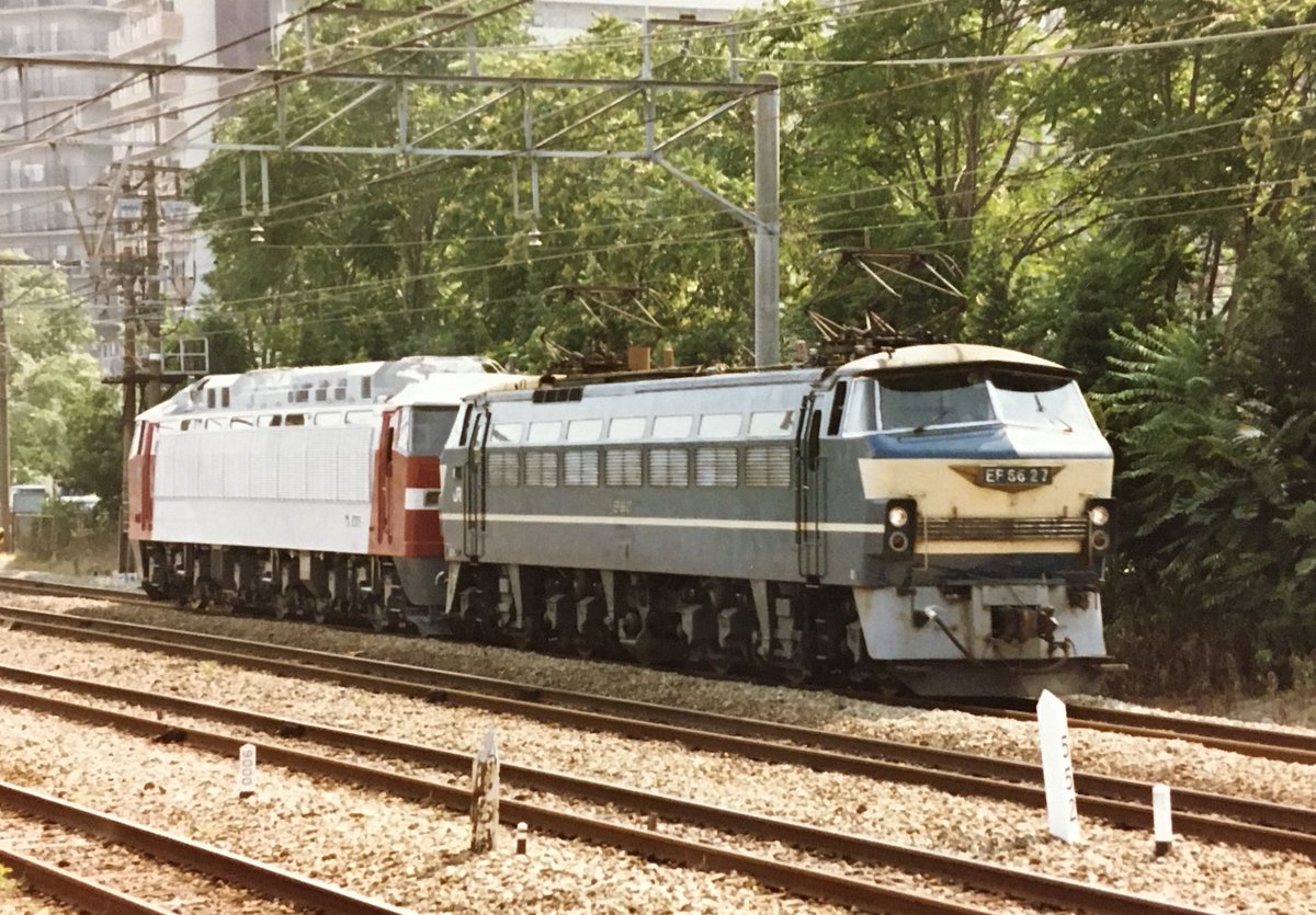 jonnydesu171211's tweet photo. 広島車両所の改修工事でその動向が注目される保存車両。
EF500 901は解体済みなのかな？それともまだ保管されてる？

唯一無二の試作機であり、伝説のオーバースペック機。
新製された時から好きな車両なので残して欲しいな… https://t.co/FonGDI3i8v