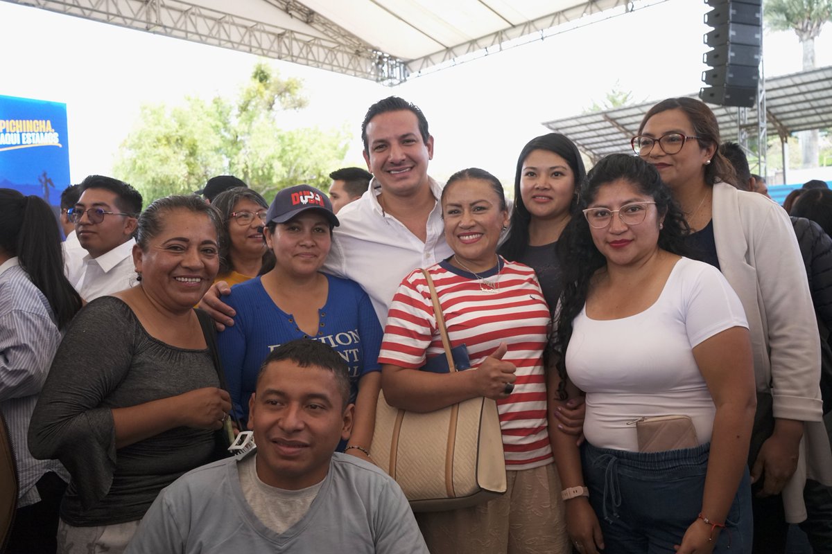 EcJohnreyesn's tweet photo. El Gobierno de nuestro Presidente @DanielNoboaOk cumple sus promesas en cada rincón de país. 
Gracias #Conocoto por confiar en este proyecto. 

El nuevo Secap presente 💜 https://t.co/EjlV3PHxb0