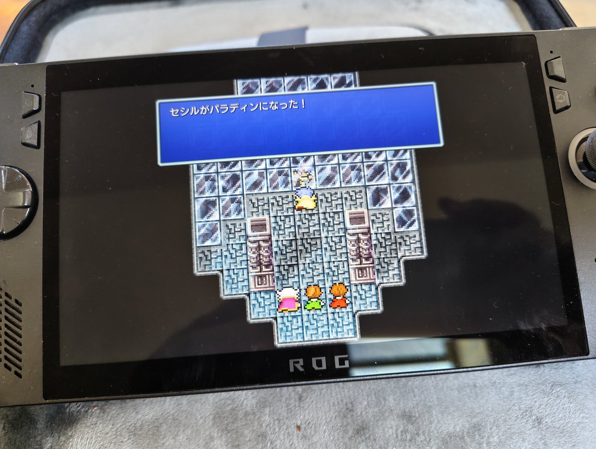 Cyberowl1208's tweet photo. おはようございパラディン！

暗黒よさらば、という事で、朝から爽やかにパラディンでレベル上げ。

試練は最初、普通に戦ってゲームオーバーになったのも懐かしいですね〜

☺👍️ https://t.co/sMJwaYIgNH