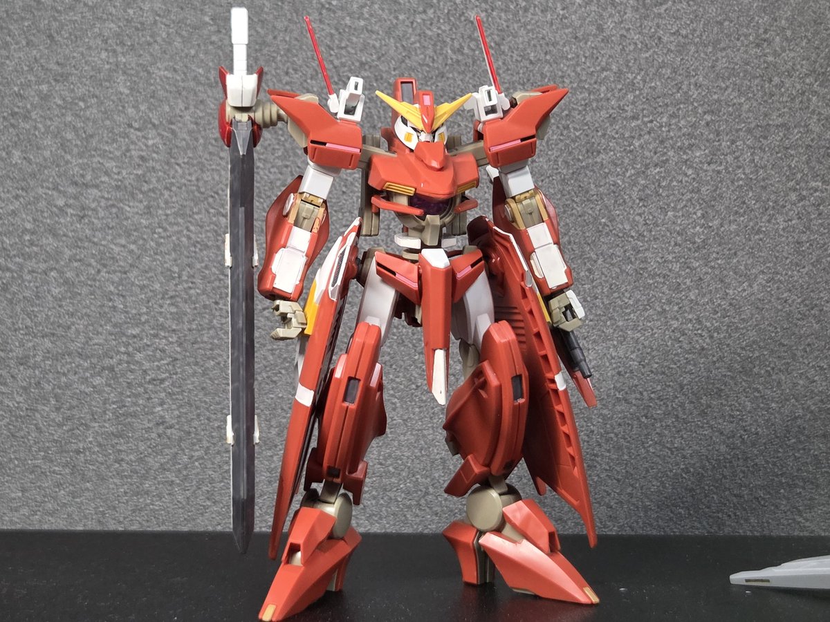 yanryan095414's tweet photo. 素組のスローネツヴァイ買った
考えたけど改造ムズすぎる https://t.co/Yx9TyOiaNe
