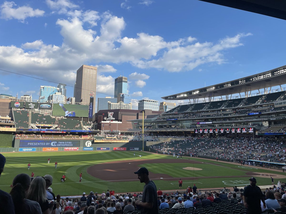 MGSxsammy33's tweet photo. Ballpark 11/30

Slowly checking them off https://t.co/UC92CzTgMc