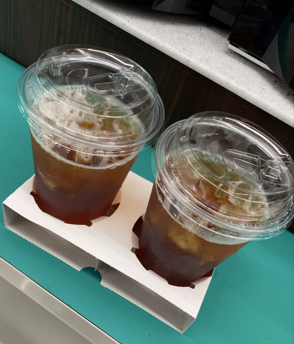 わーい最寄りのセブンに紅茶あったー！！ なんぼあってもいいですから