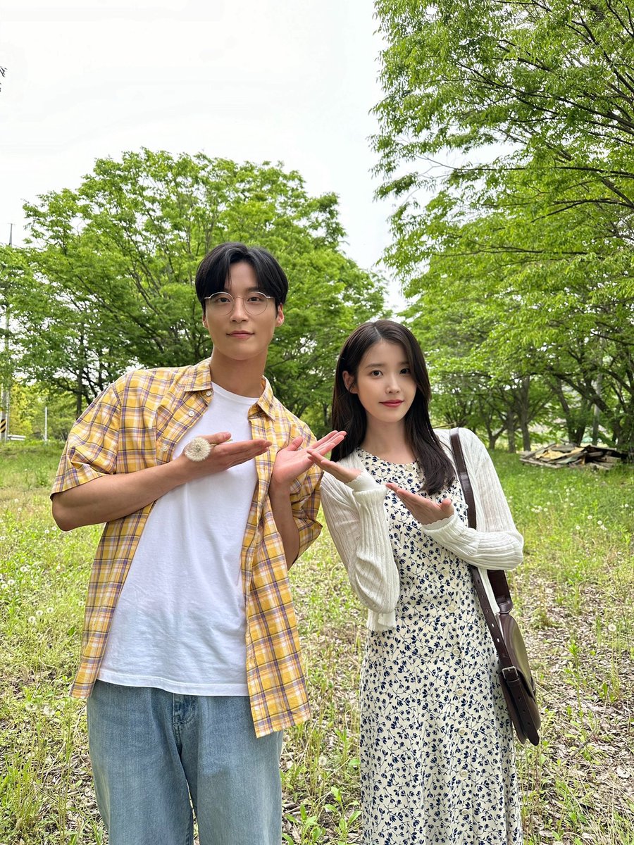 infodrakor_id's tweet photo. heo namjun bakalan jadi bintang mv nya mbak IU lagi 🫶🏻🫶🏻🫶🏻🫶🏻

aaaa menggemas

https://t.co/nPpt8Bx5l6 https://t.co/d5jgXIexg6