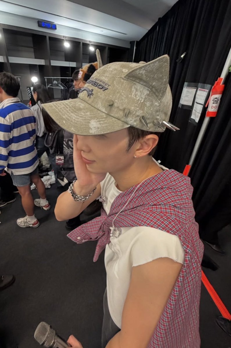 taelepatharmy's tweet photo. Cep boy manitim 🤏🏻 https://t.co/njXxYv1jcN