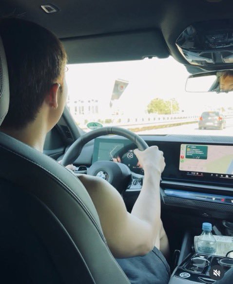 taelepatharmy's tweet photo. Kocam ile 😝 https://t.co/jOrIjJoKna