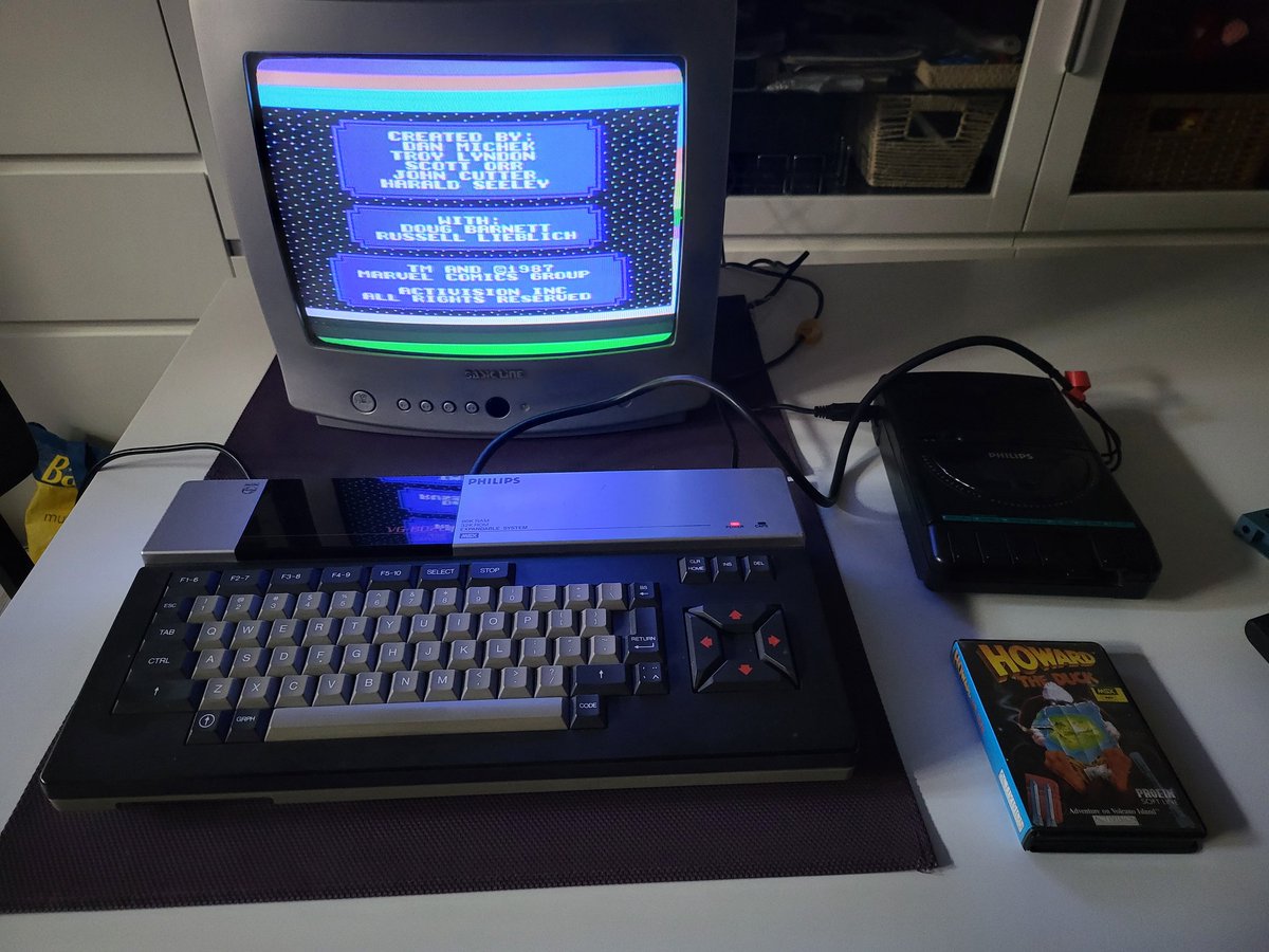 mmoroca's tweet photo. Dice Sony no-se-qué del formato fisico de los juegos, pero siempre me quedará mi querido Howard el Pato 🤓🕹🤘 #MSX https://t.co/squVjvQmSc