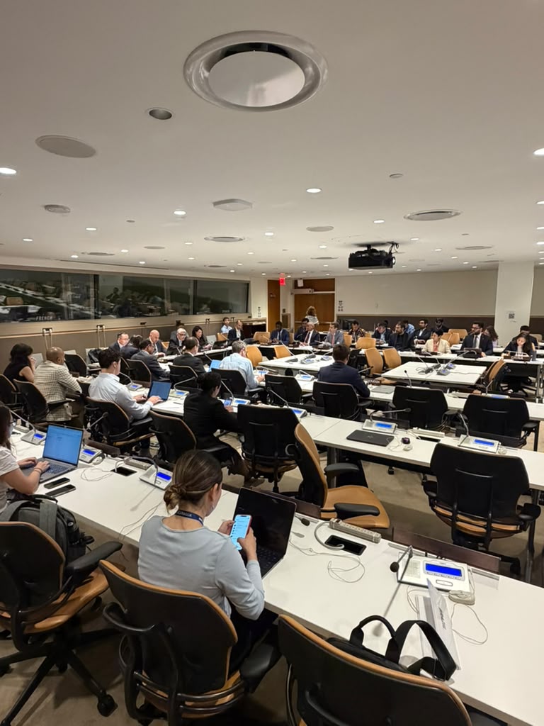 REPSENNY's tweet photo. On July 10, @REPSEN co-organized, alongside the missions of #Iraq, #Iran and #Mongolia, an event commemorating the International Day of Combatting Combat Sand and Dust Storms, with participation of @UNCCD, @UNESCAP, @UNESCWA, @UNDESA, @UNUINWEH, @UNEP_NYO, @FAO and @WHO. 
On this occasion, Senegal reaffirmed its commitment to land restoration, climate resilience, and the sustainable management of natural resources, while calling for strengthened international cooperation to address this global challenge.
---
Ce 10 juillet, @REPSEN a coorganisé, aux côtés des Missions de l’Iran, de l’Irak et de la Mongolie, un évènement commémorant la Journée internationale de lutte contre les tempêtes de sable et de poussière, avec la participation de @UNCCD, @UNESCAP, @UNESCWA, @UNDESA, @UNUINWEH, @UNEP_NYO, @FAO et @WHO. 
À cette occasion, le Sénégal a réaffirmé son engagement en faveur de la restauration des terres, de la résilience climatique et de la gestion durable des ressources naturelles, tout en appelant à une coopération internationale renforcée pour faire face à ce défi mondial.

#SandStorms #UN #ClimateAction #GreatGreenWall