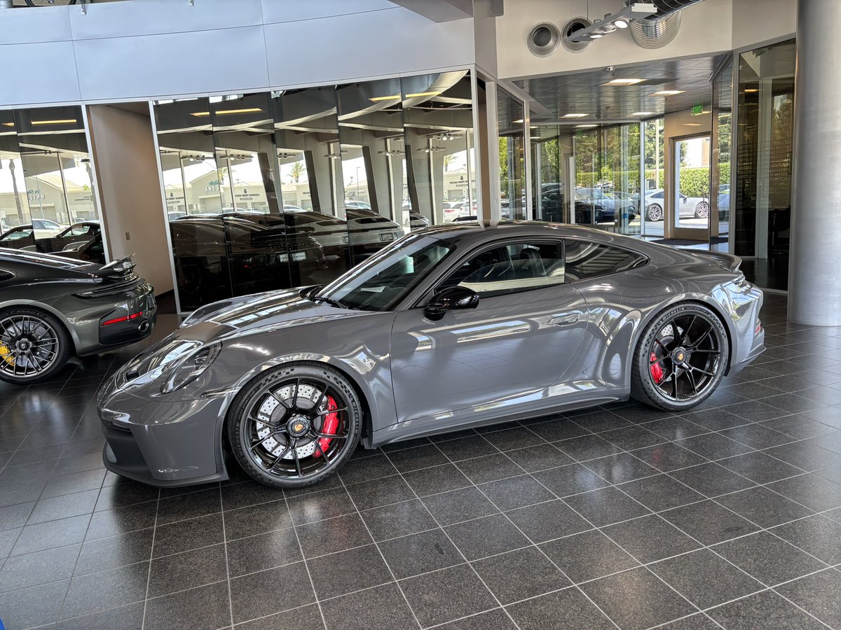 carsonfort8's tweet photo. Best of My Local Porsche Showroom (7/4/26) 

Click for More: https://t.co/DoTcWrk9L6 https://t.co/XlcZZcsX7x