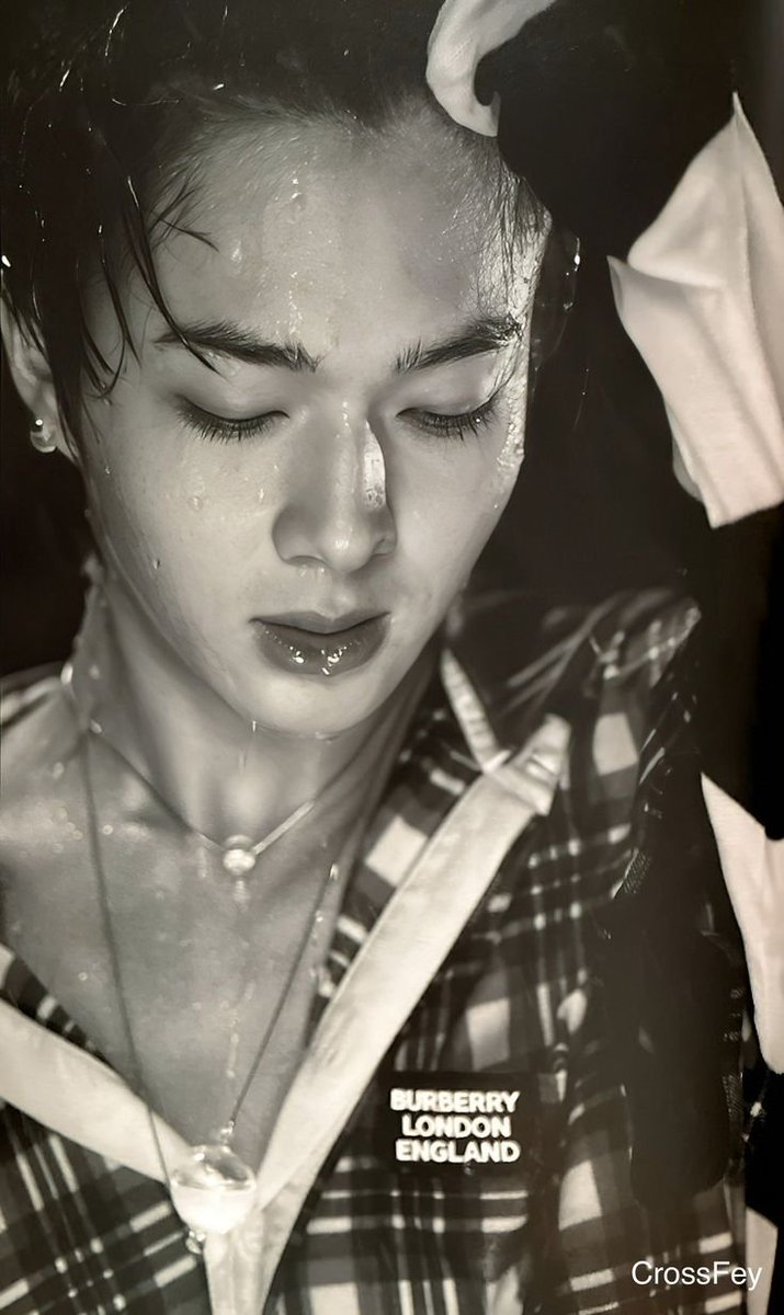 NuPruk_G7's tweet photo. He visto muchas locuras en redes sociales, la más grande es decirle feo a Nunew, porque me pregunto ¿Cual es el concepto de belleza que tienen en la cabeza? 🤔, una cosa es que no agrade alguien pero tampoco se trata de mentir. 😆
I mean... Look👇🏻 https://t.co/CKdJz6ueQt