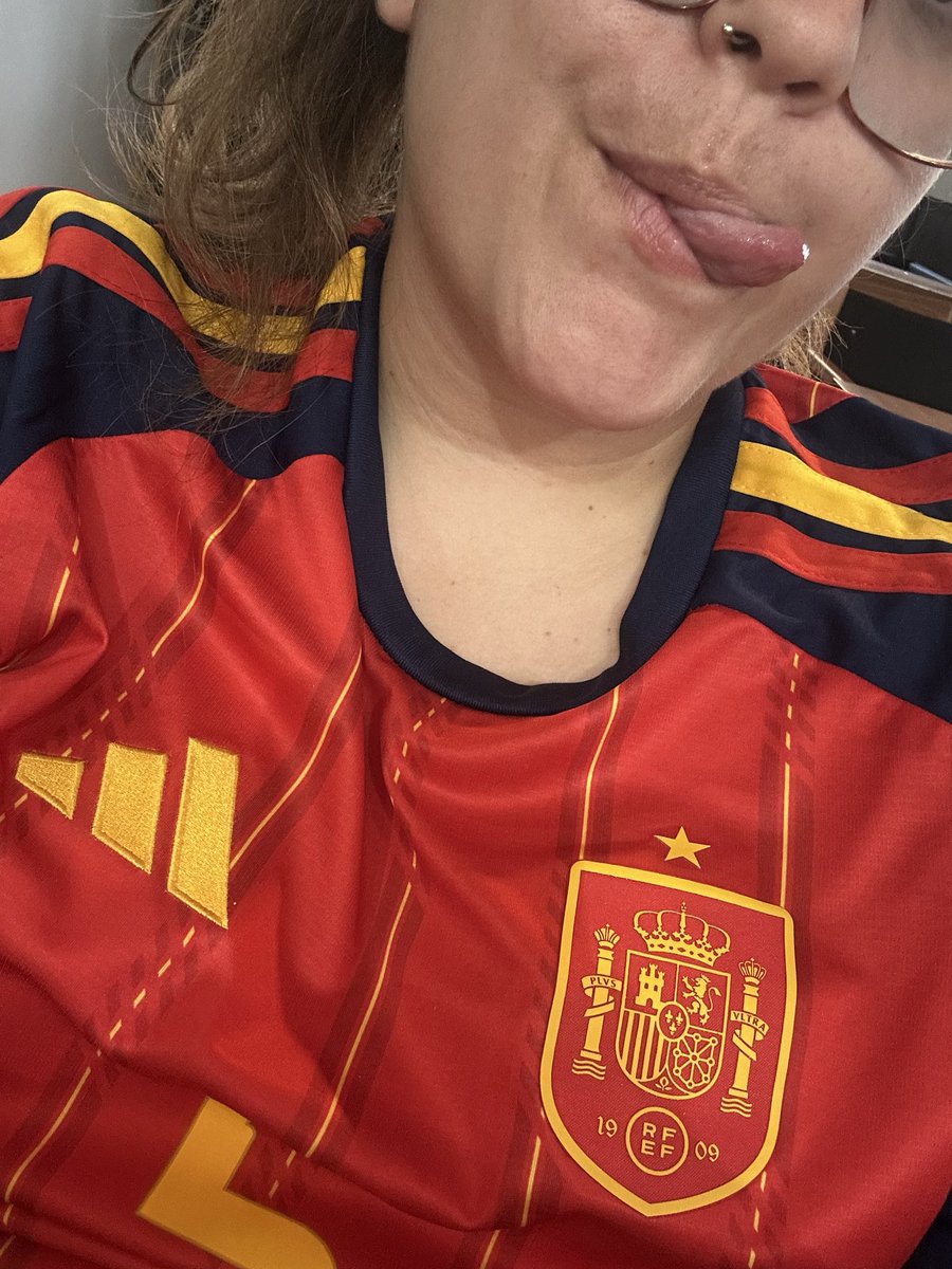 Albiiis_'s tweet photo. españa tatata
españa tatata https://t.co/v5cgqnENMU