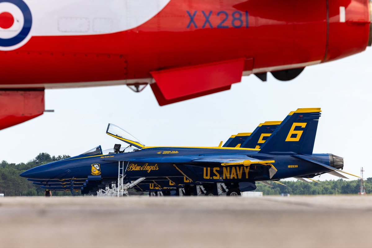 rafredarrows's tweet photo. Hello Maine! We’re ready to bring the 🔴⚪️🔵 to the Great State of Maine Airshow.

The event, hosted at Brunswick, is the latest stop for Operation Eagle Hawk and the Red Arrows’ celebration of America 250.

We can’t wait to join our friends the US Navy Blue Angels in the skies above Maine and are excited to meet so many aviation fan at this weekend’s show. 

#RedArrows | #RAF | #Brunswick | #Maine | #Airshow