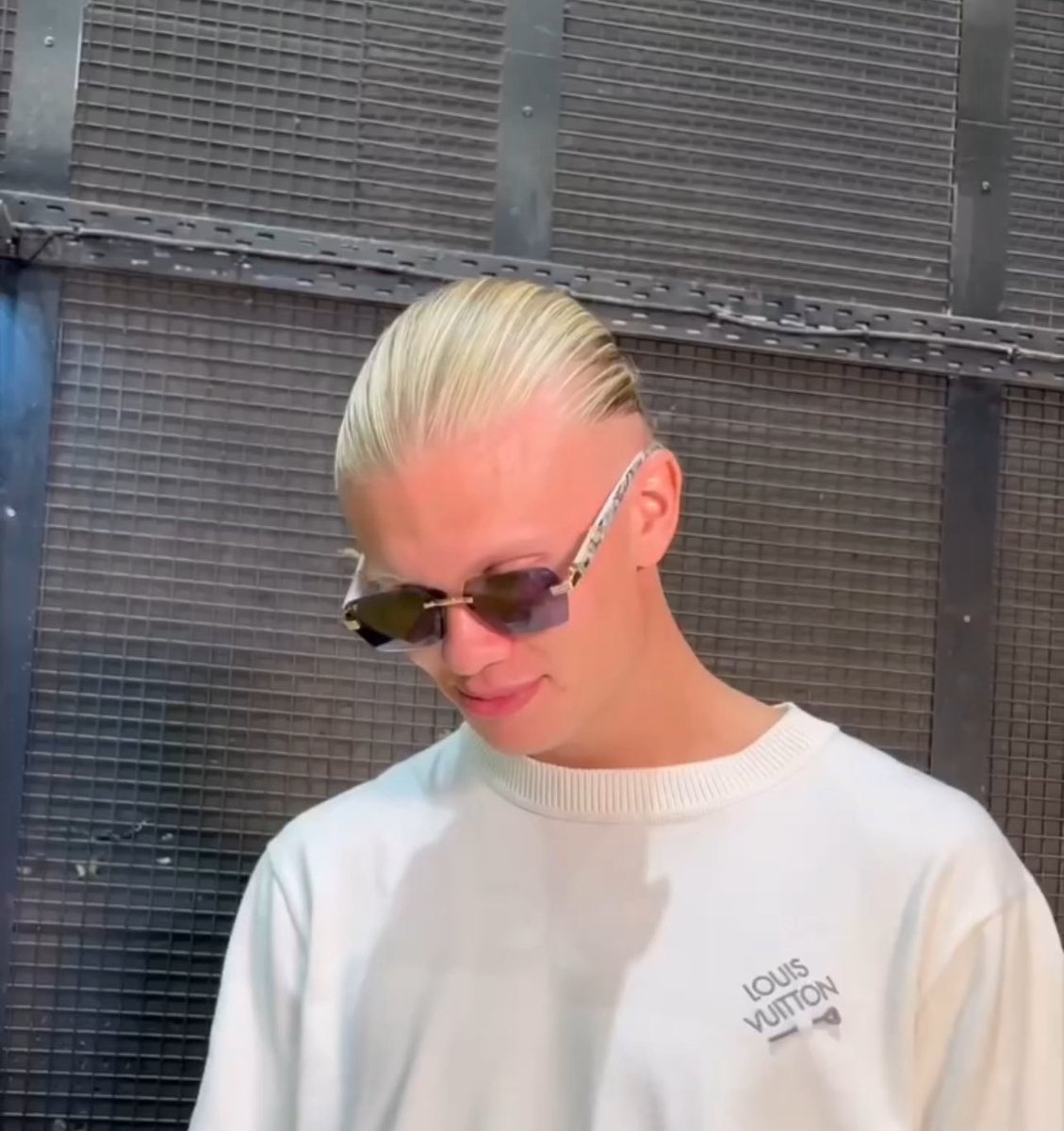 CIRCULRCO's tweet photo. The wait is finally over.

The full IBIZA collection is back in stock and ready to shop.

https://t.co/1czsgSKLfK https://t.co/lknTGd8fhT