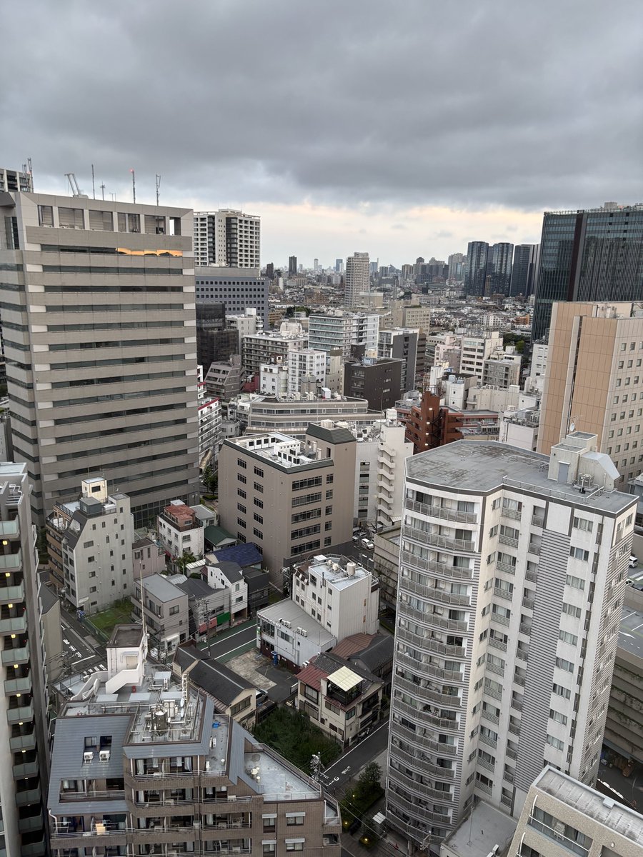 Tyoko_877's tweet photo. 早朝の景色も悪くないな https://t.co/4nAkIX0xDG