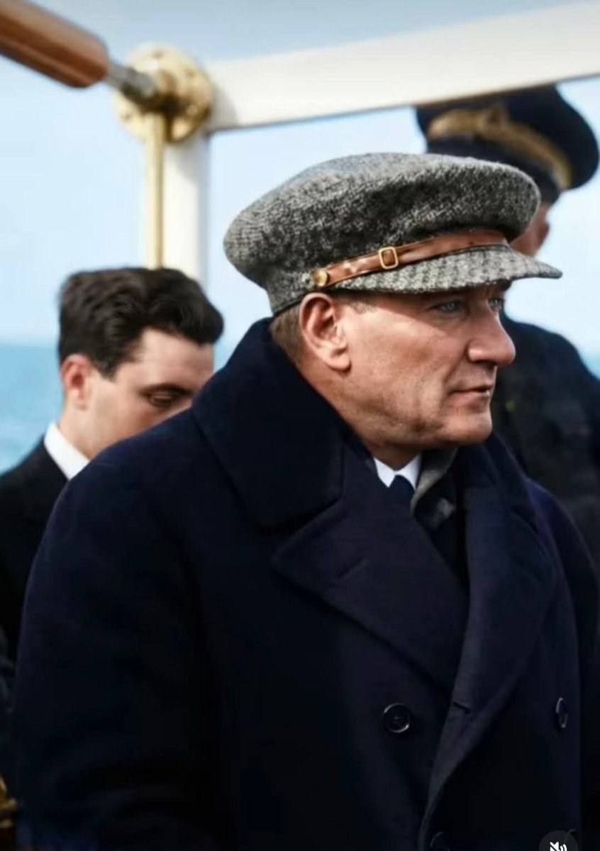 aykacc1919's tweet photo. Atatürk diyor ki:🇹🇷
      "Milletimin ve memleketimin #menfaatleri icap ettirdiği takdirde #beşeriyeti oluşturan milletlerin her biriyle #medeniyet bakımından #dostluk ve #siyaset münasebetini büyük bir hassasiyetle takdir ederim.
     Ancak, benim milletimi #esir etmek isteyen herhangi bir milletin bu arzusundan sarfı nazar edinceye kadar da #amansız #düşmanıyım.."

#YusufTekinİstifa 
#ÜlkeyiSatıpGemiyleKaçanVahdettinAklanamaz !!!!!
#TarihGenelgeyleYazılmaz 
#KurtuluşSavaşı