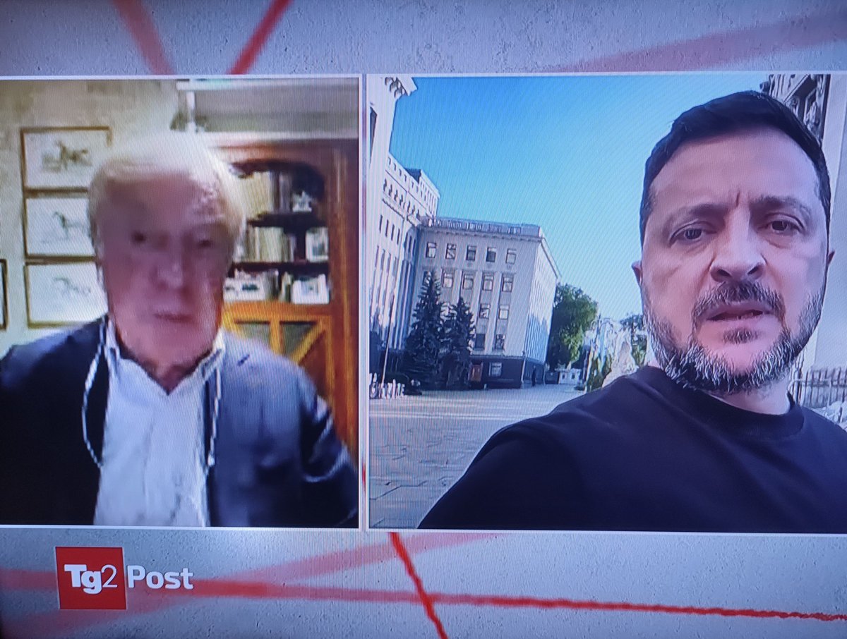 mar_eth1's tweet photo. Embè ... con il caldo ,si scoperchiano i tombini 
@rai2 Vs @SkyTG24 https://t.co/jwJlIY96BJ