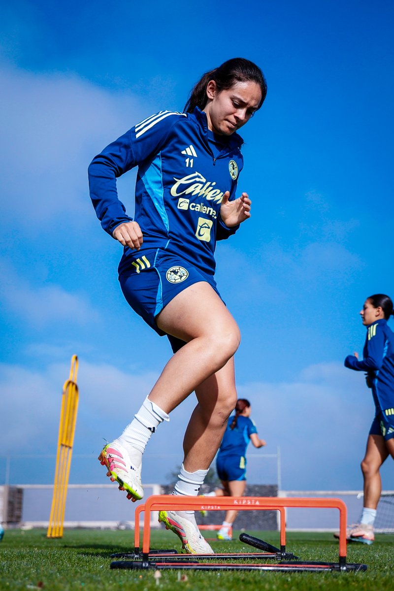 AmericaFemenil's tweet photo. Día 4: una copa que ganar 🦅🏆 https://t.co/rp3mhiqALp