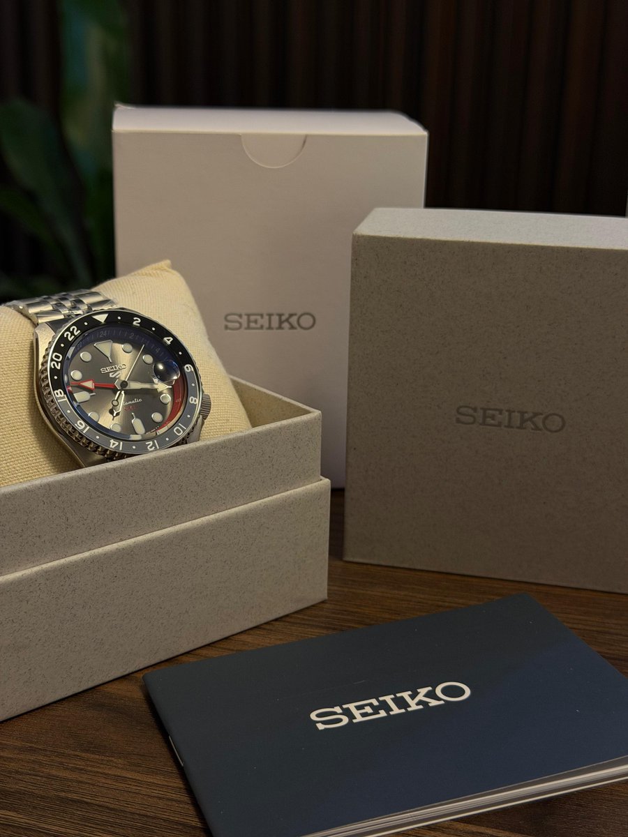 DrPattata's tweet photo. Hoy le damos la bienvenida al 

Seiko 5 Sports GMT 
SSK 019 https://t.co/CCz6vV8Oc8