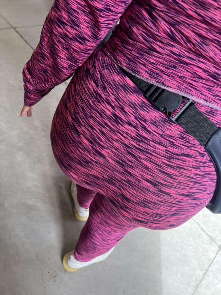 MORRASHOTyzyy's tweet photo. Alguien sabe cómo se llama esta señora culona guerita está parda enfrente de la estación san Baltazar???????

Saben si coge por dinero o tiene videos

Tiene un culote bien sabroso la desgraciada https://t.co/t1fcBL4ino
