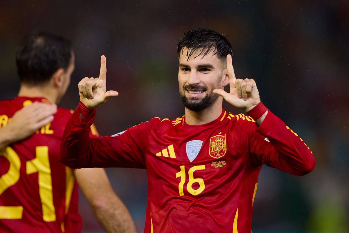 chorumedogremio's tweet photo. o atleta alex baena é o atleta mais FODA-SE dessa copa do mundo

- ninguem fala dele
- ninguem faz um post sobre ele
- ele nao faz nada demais
- titular do ataque da espanha jogando um futebol apenas honesto

esse é Alex Baena.
foda-se esse post inclusive. https://t.co/SSmEz8QAQ6