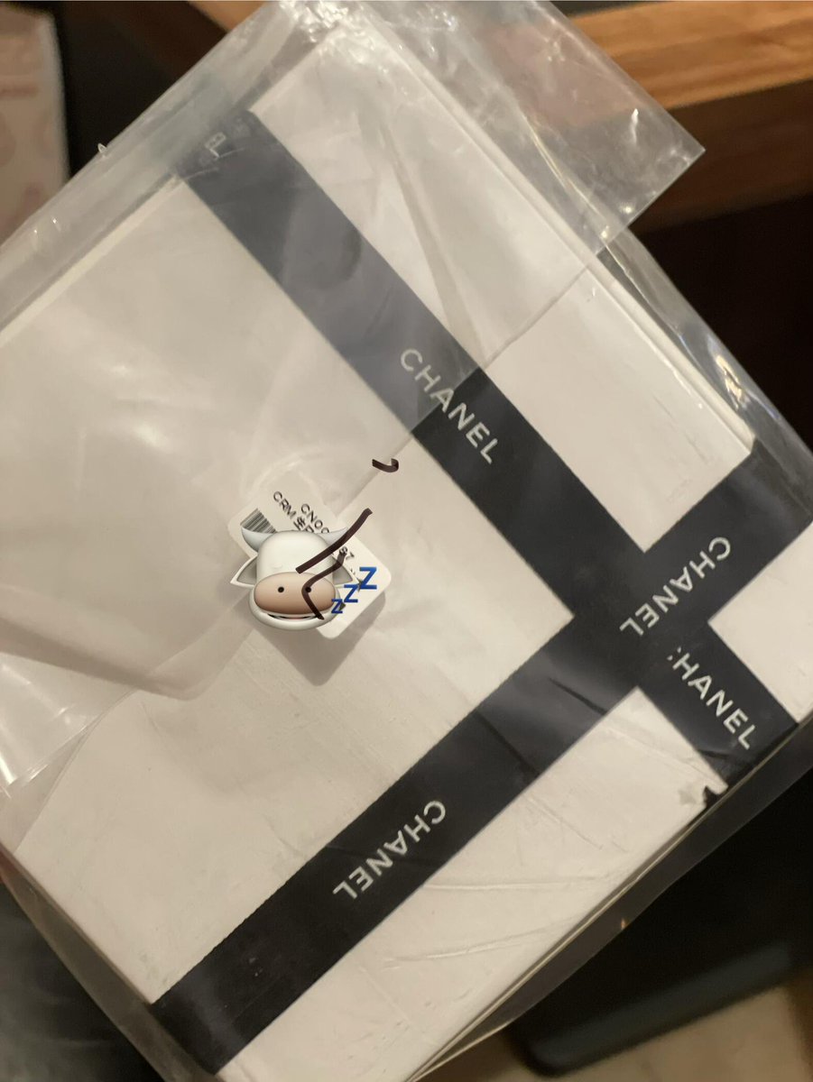 EmmaThomasP's tweet photo. I feel incredibly satisfied giving myself this gift.🥰 https://t.co/t1SYL2ERAW