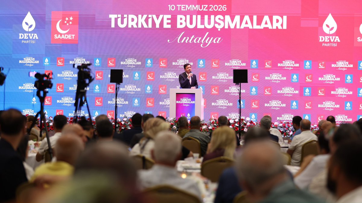 mahmutarikansp's tweet photo. Antalya’da DEVA Partisi Genel Başkanı Ali Babacan’ın katılımıyla gerçekleştirdiğimiz Türkiye Buluşmaları programımızda bizleri yalnız bırakmayan tüm hemşehrilerimize ve büyük bir özveriyle çalışan teşkilat mensuplarımıza yürekten teşekkür ediyorum.

Antalya’da gördüğümüz ilgi, milletimizin Yaşanabilir Bir Türkiye özlemine ve değişim iradesine olan inancını bir kez daha göstermiştir.

Birlikte başaracağız. Omuz omuza, umutla yürümeye devam edeceğiz.