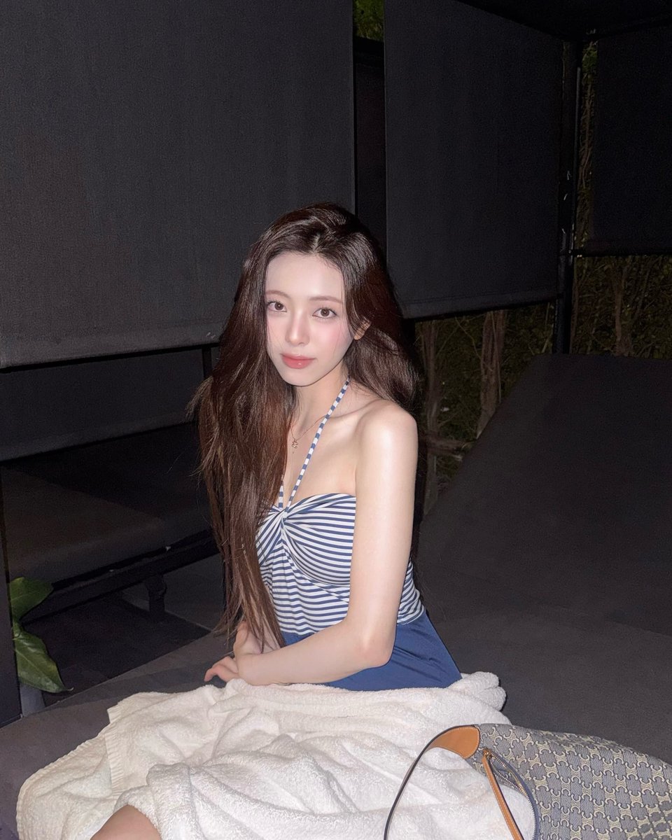 forsyn_03's tweet photo. ￥un4 Bikini🥵 https://t.co/E1fp118oP8